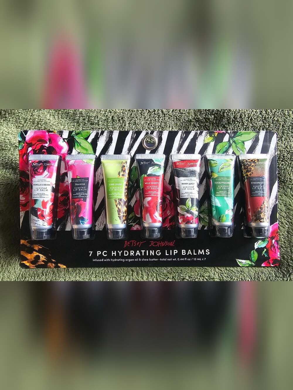 Betsey Johnson 7pc Hydrating Lip Balm Collection